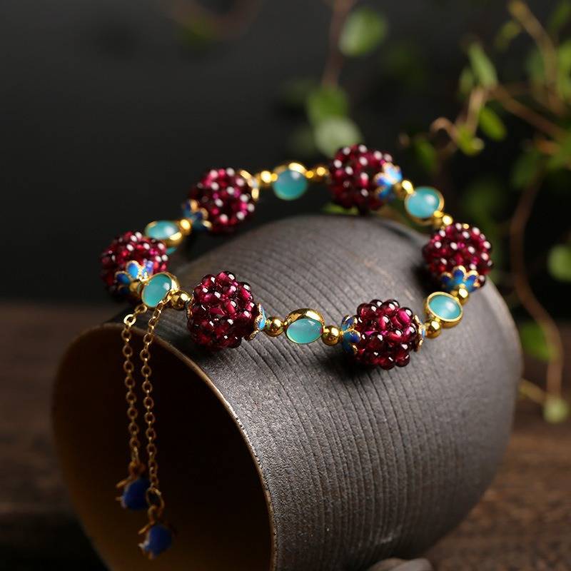 Armband met bessen van natuursteen