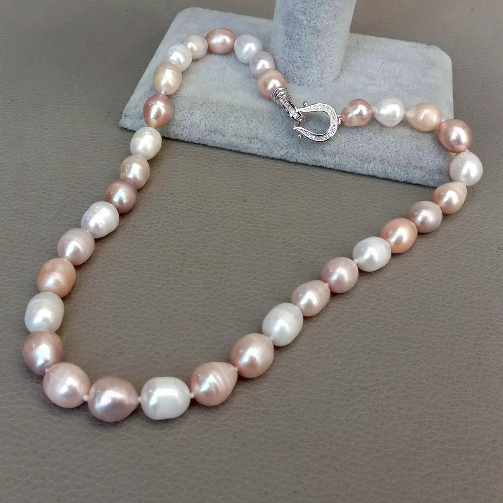 Gekleurde parelketting