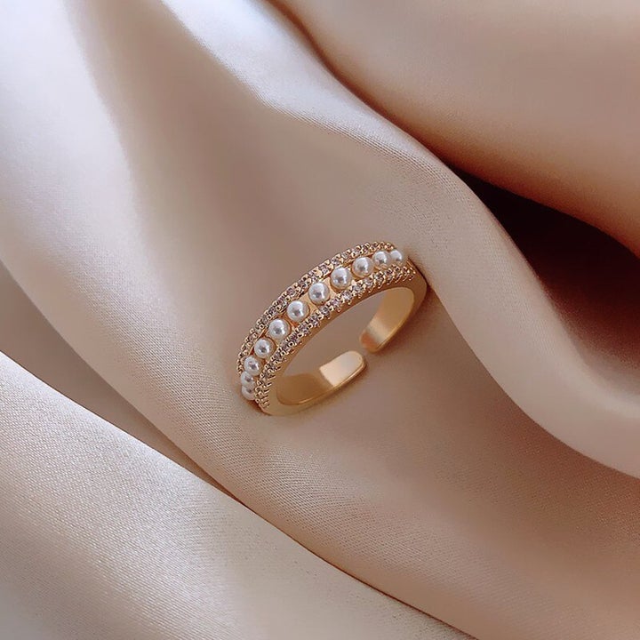 Luxe ring van goud en parels