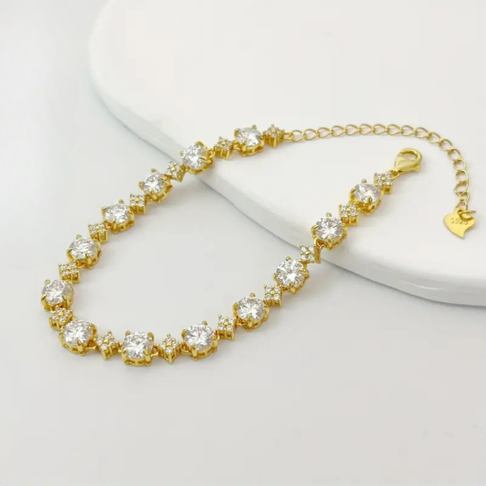 Verguld tennisarmbandje met moissanite