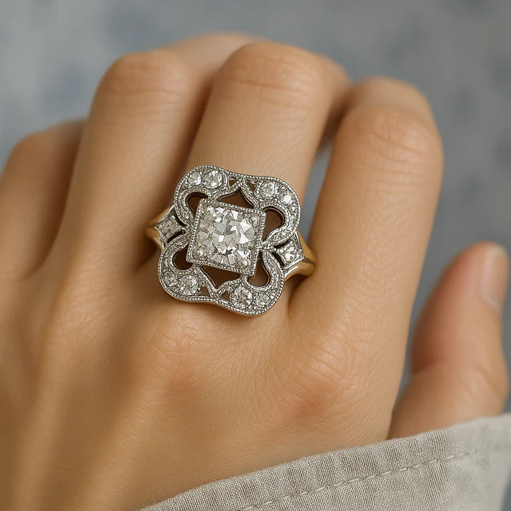 Vintage gouden ring met zirkonia