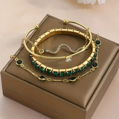 Armbandenset met groene edelstenen