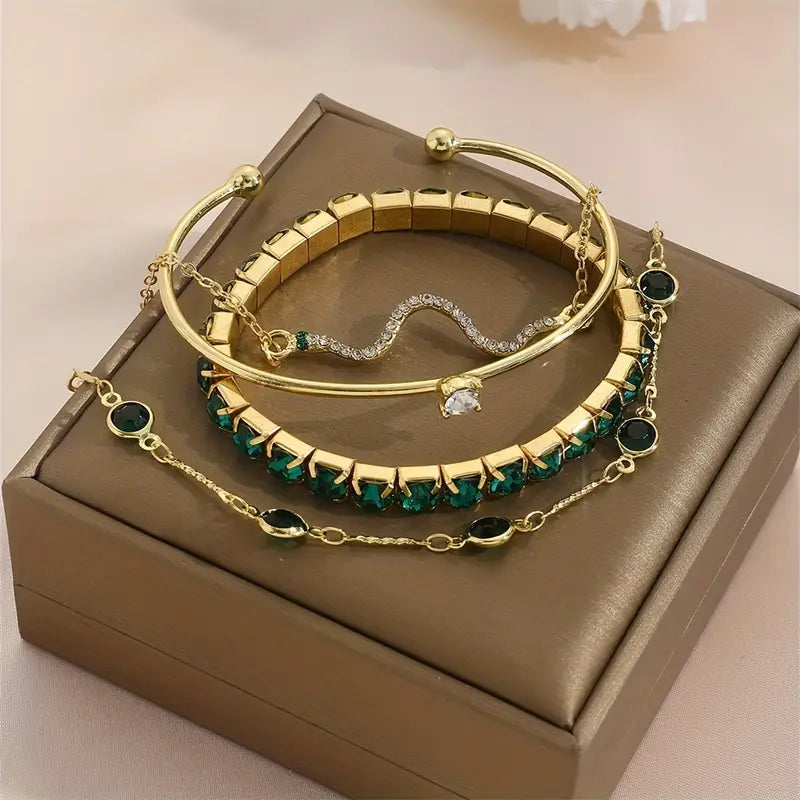 Armbandenset met groene edelstenen