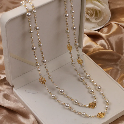 Elegante gouden parelketting