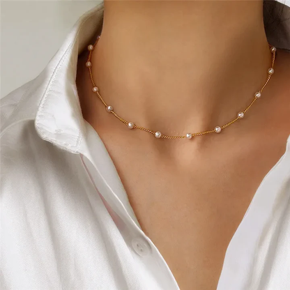 Elegante kleine parelketting