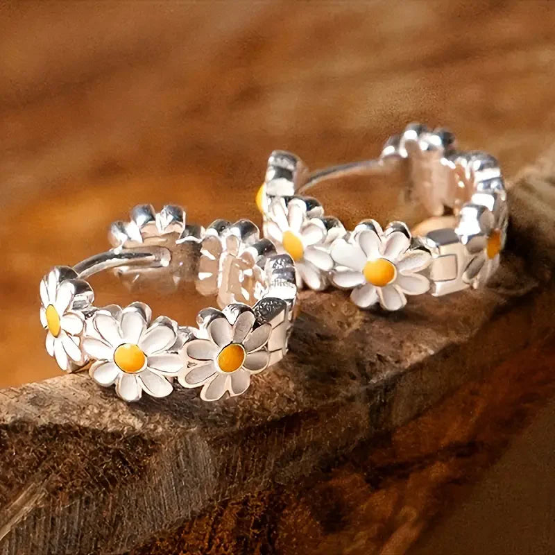 Elegante madeliefjesoorbellen | Witgoud