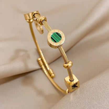 Emerence Rousseau armband
