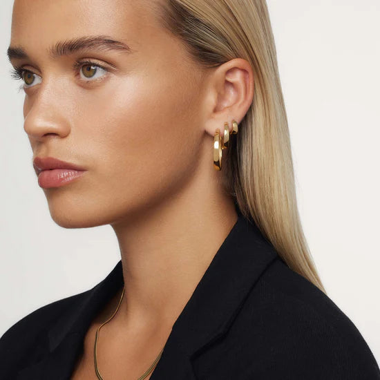 Gia Statement Hoops