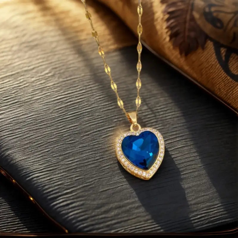 Jaselle Vireyne gouden ketting