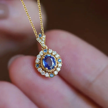 Jesmira Duskraine gouden ketting