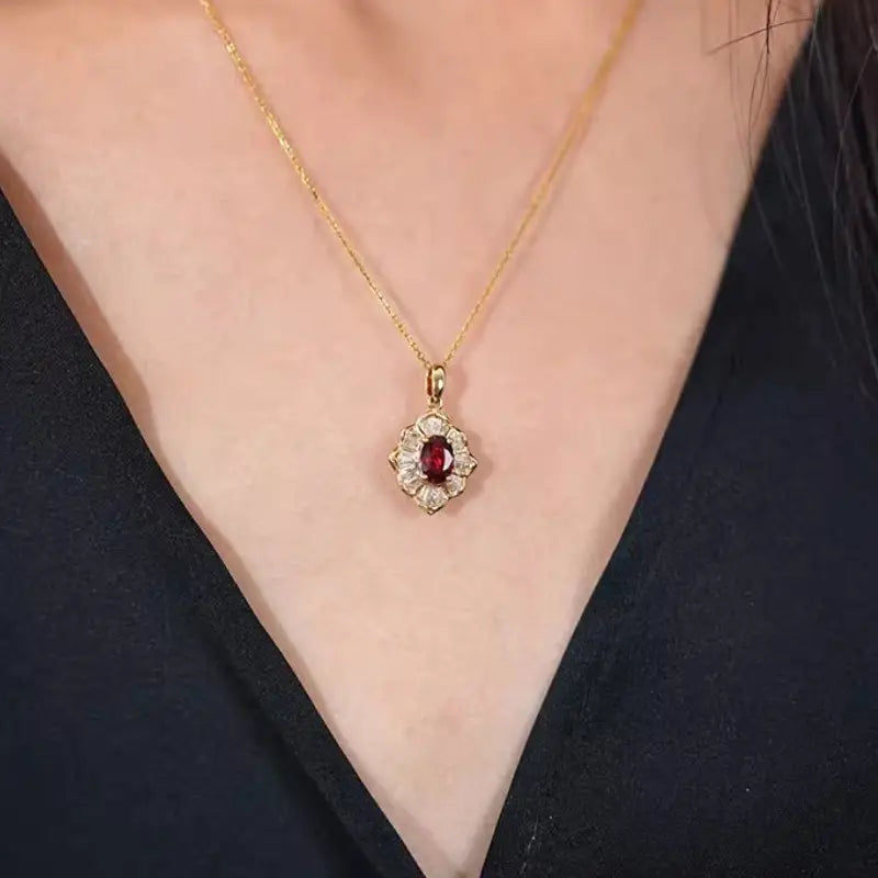 Kavella Solcrimson gouden ketting