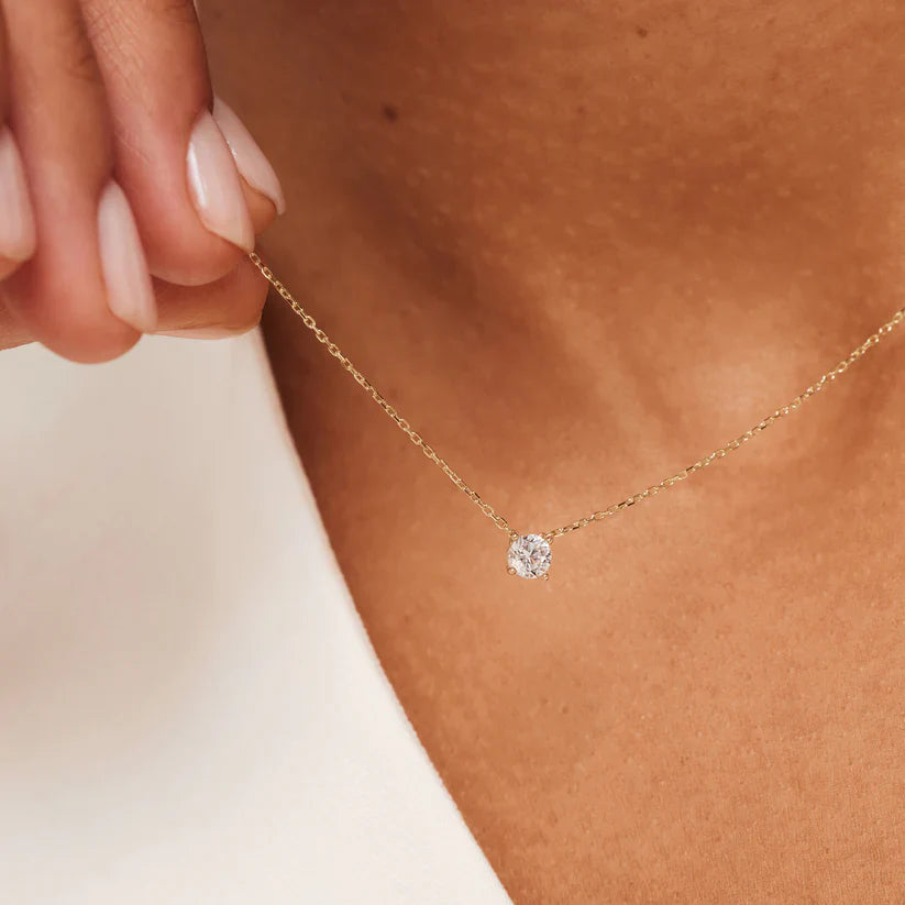Moissanite stenen halsketting in goud
