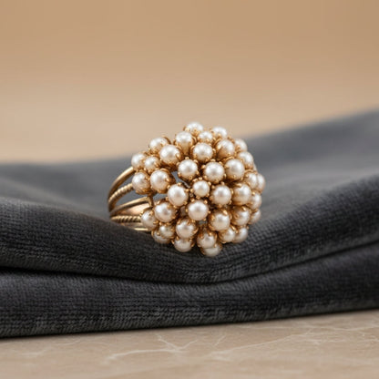 Ring met ingelegde parels