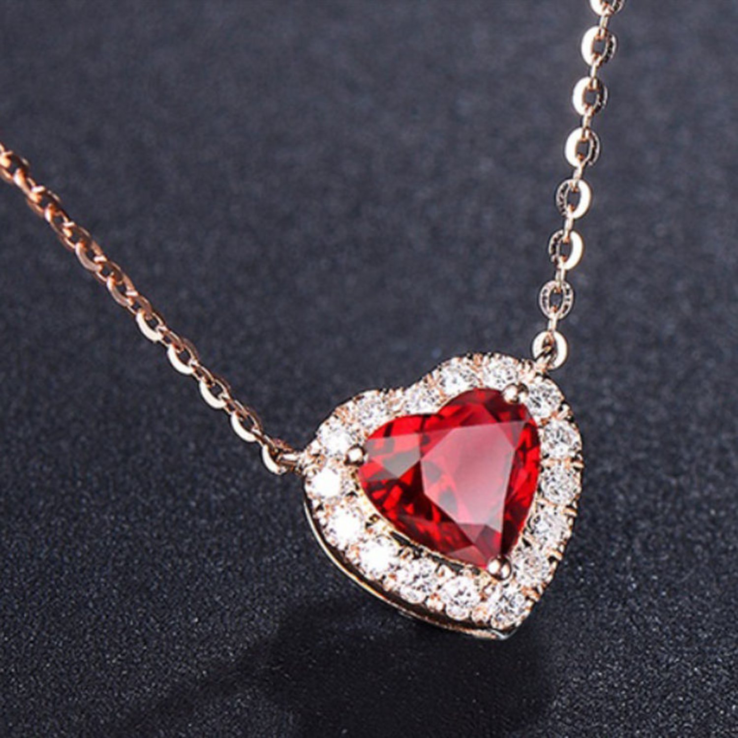 Roségouden robijn hartvormige hanger ketting