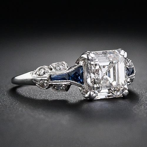 Schitterende vintage ring in blauw en zilver.