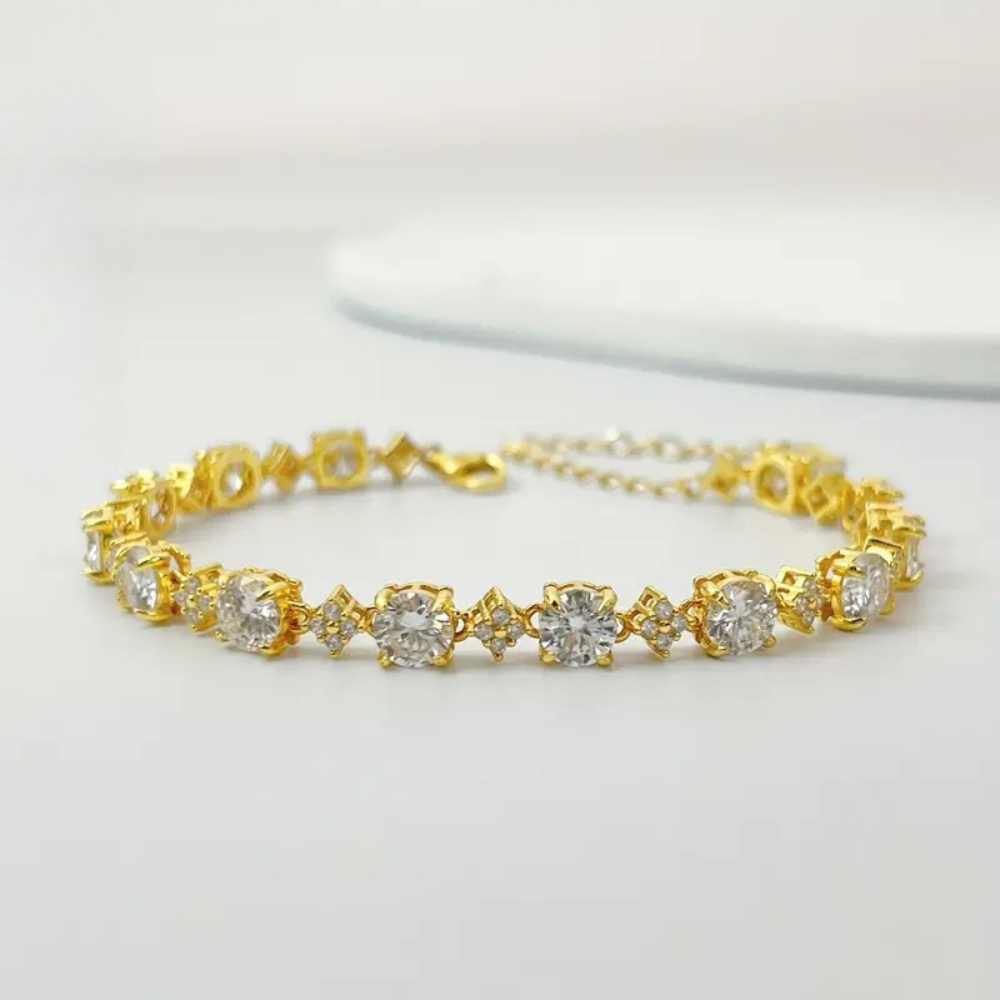 Verguld tennisarmbandje met moissanite