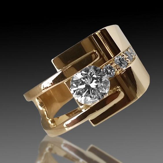 Vintage gouden ring met onregelmatige zirkonia