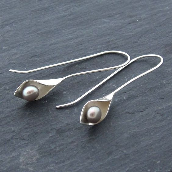 Vintage zilveren oorbellen met parelhangers